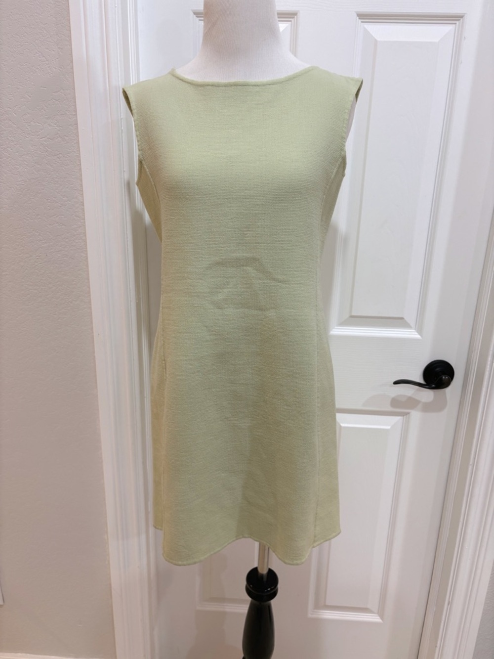 Oscar De La Renta Sleeveless Light Green Dress Minimalist 100% Wool 8P